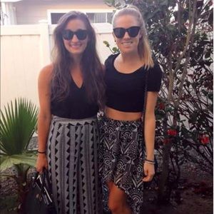 Black light weight patterned pants size S